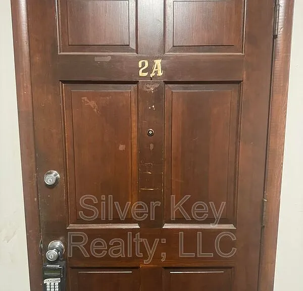 114 Old Athens Pike #2A — Photo 2