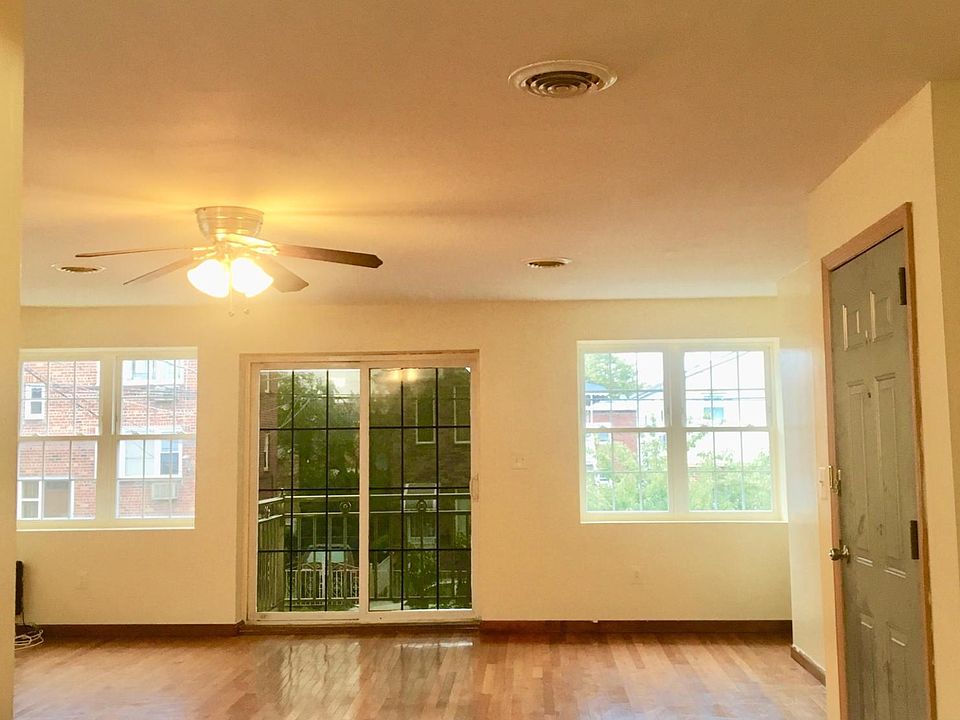 1st image of 1016 E 82nd St #2