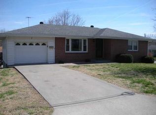 7 N Oak St, Perryville, MO 63775