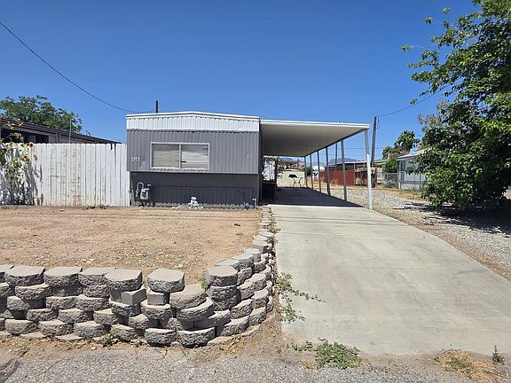 2nd image of 408 N Stardust Ln