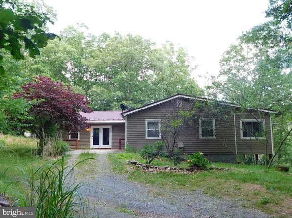 45 Oriole Trl, Franklin, WV 26807
