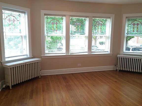 2nd image of 5222 N Lind Ave #1