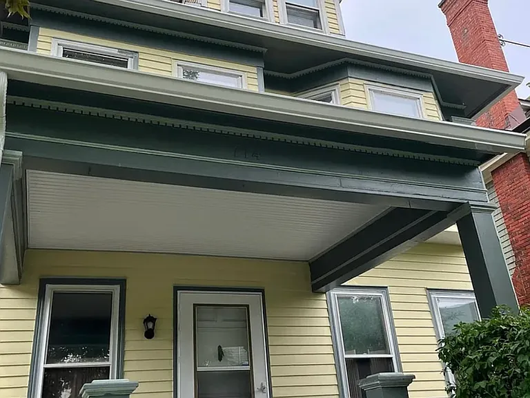 714 Auburn Ave — Photo 3