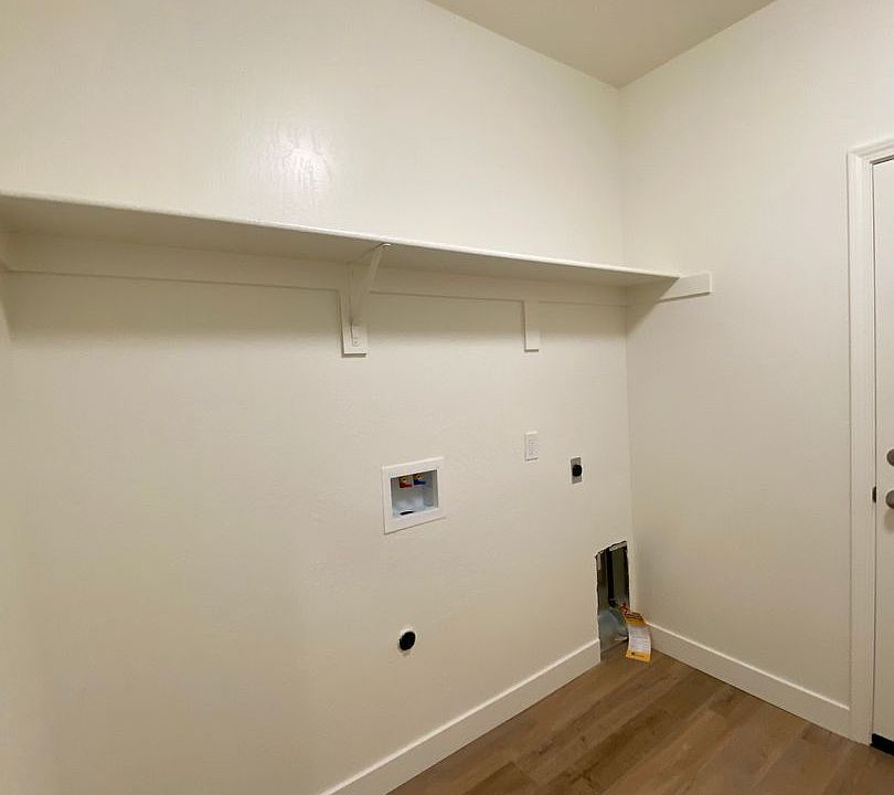 1st image of 3444 N Parkwood Ct