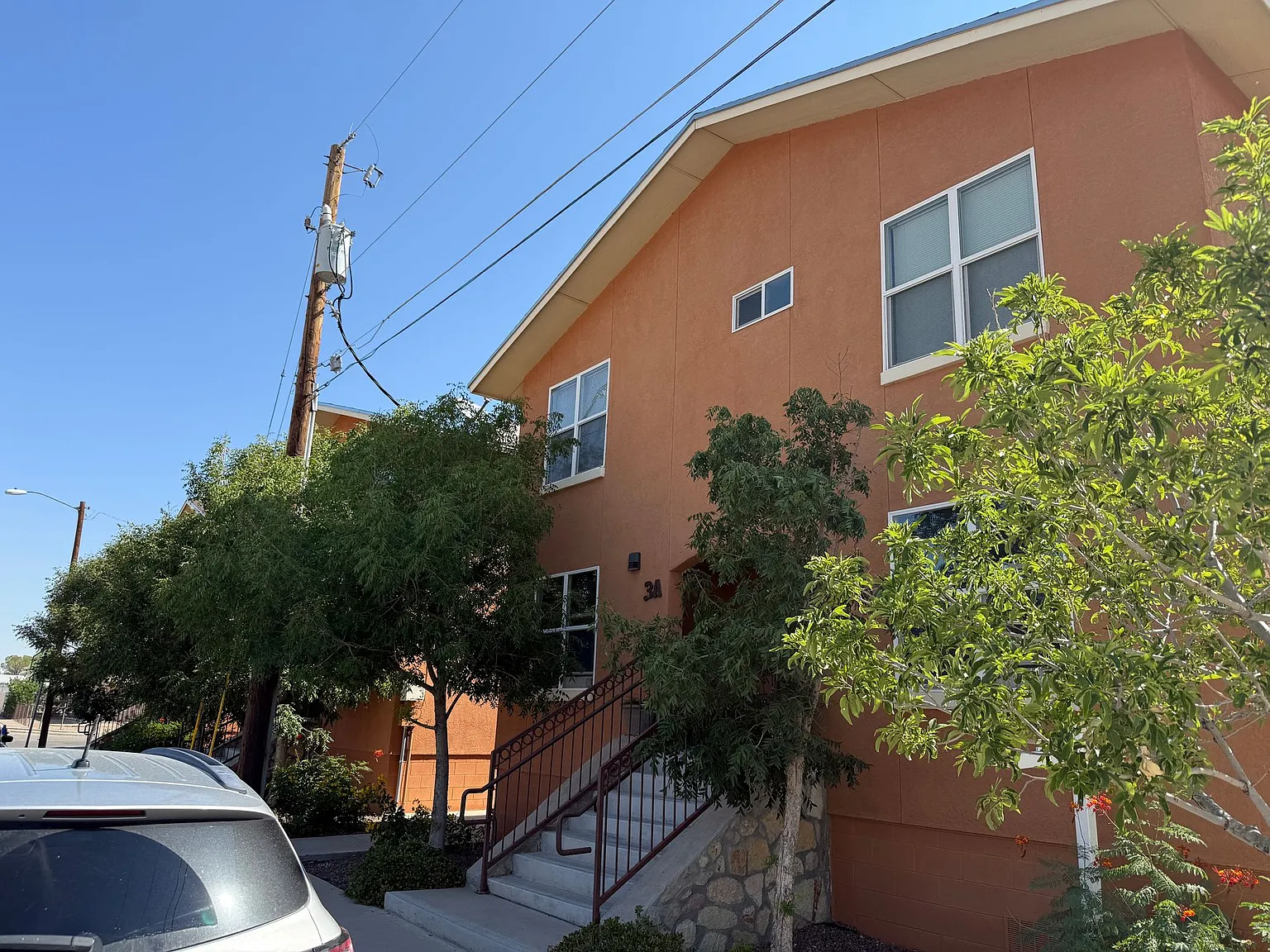 Diana Drive Apartments — Photo 3