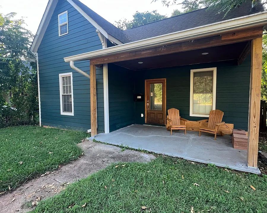 1st image of 511 Augusta Ave