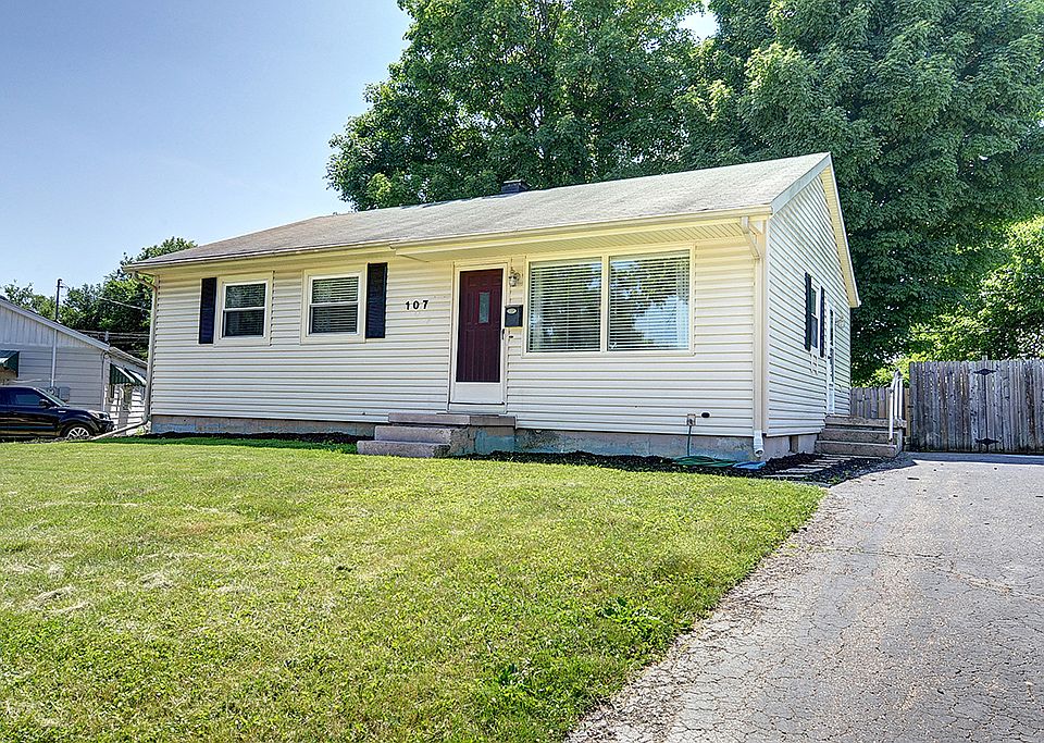 1st image of 107 Skokiaan Dr