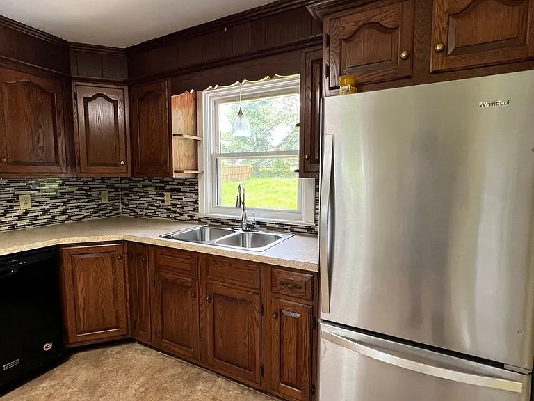 2399 New Holland Pike — Photo 15