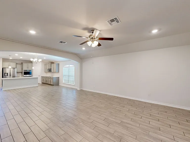 2417 Lavigne Ct — Photo 13