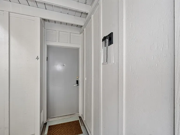 2220 Bahia Vista St #G4 — Photo 17