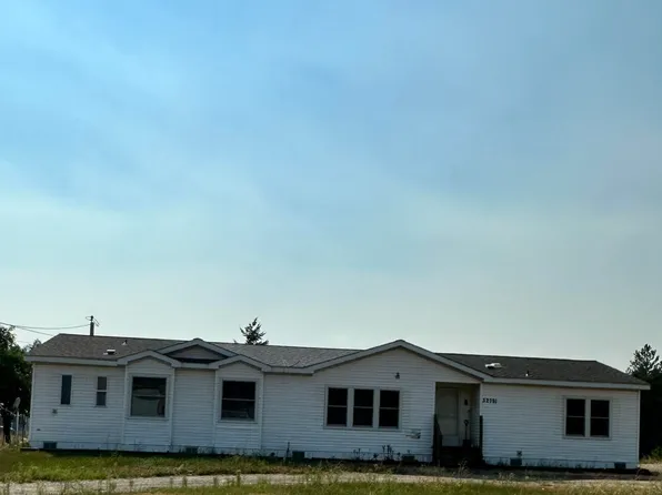 32791 N 3rd Ave, Spirit Lake, ID 83869