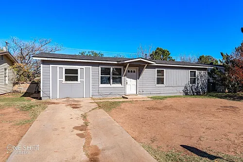 5226 Questa Dr Photo 1 5226 Questa Dr Photo 1