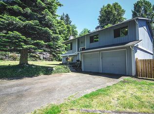 6915 NE 158th St, Kenmore, WA 98028