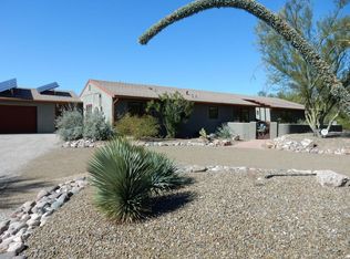 6301 N Caravan Ln, Tucson, AZ 85704