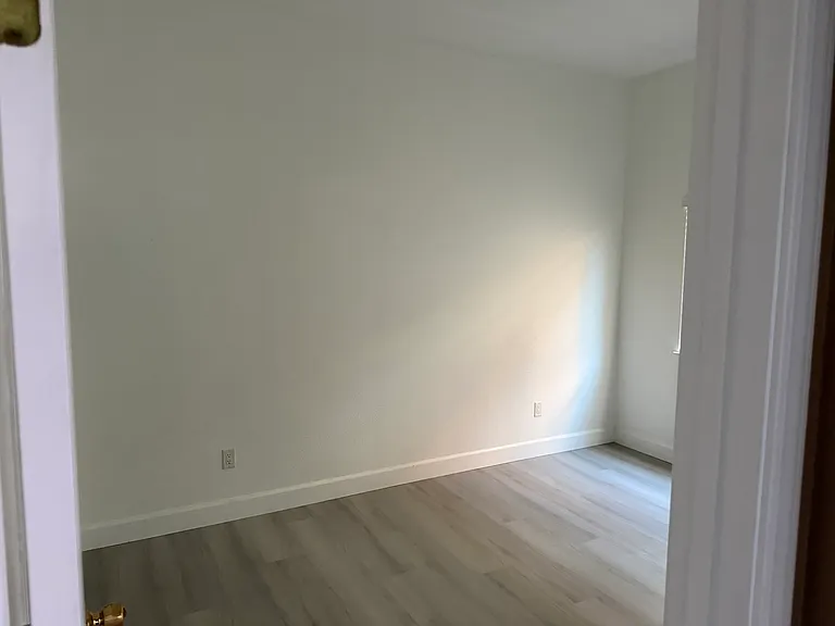 1245 Hillwood Loop — Photo 3