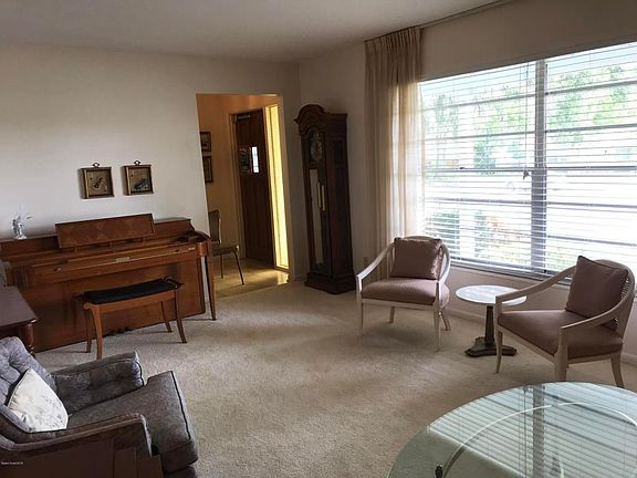 5th image of 2631 Hemlock Ct
