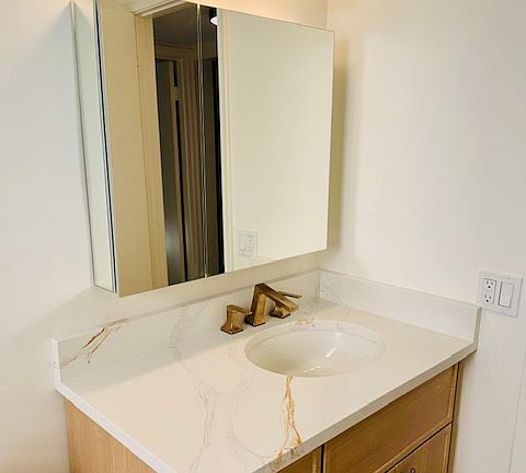 3rd image of 205 NE 3rd St APT 206