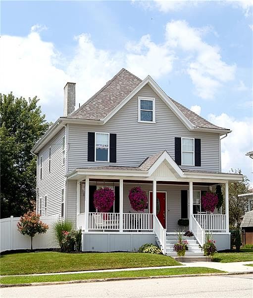 1st image of 718 Alexander St