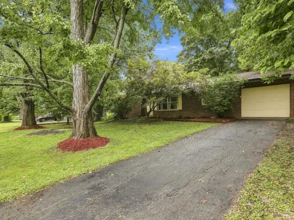 4045 Ponder Dr, Cincinnati, OH 45245