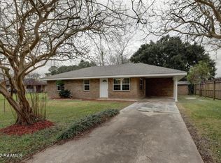 413 Detente Rd, Youngsville, LA 70592
