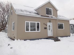 228 Lawrence St, Kingsford, MI 49802