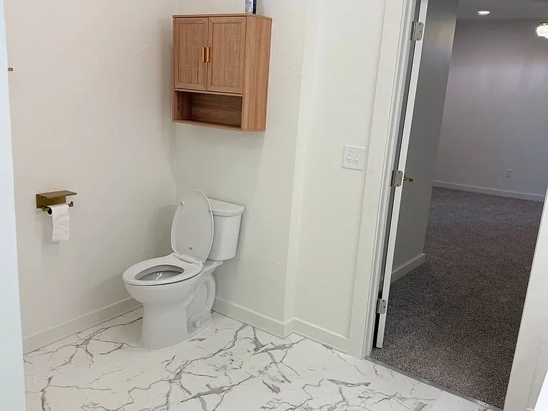 720 Klabzuba Ave — Photo 21