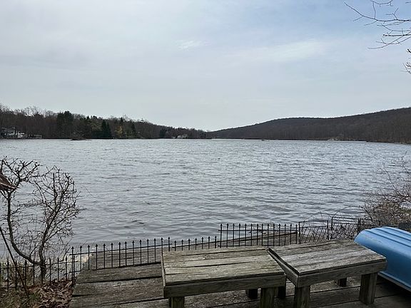 2nd image of 1 Lakeshore Dr W