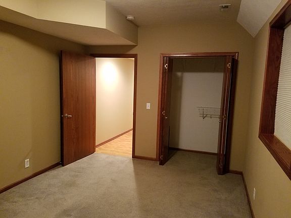5th image of 17318 Josephine St