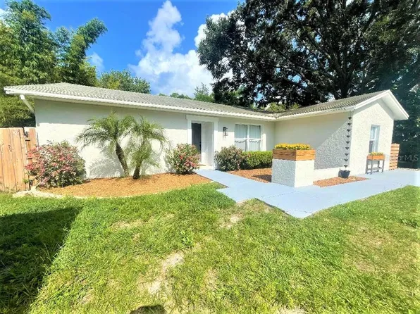 1314 Eastwood Dr, Lutz, FL 33549