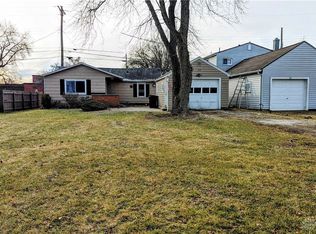 32 Wolf Ave, Englewood, OH