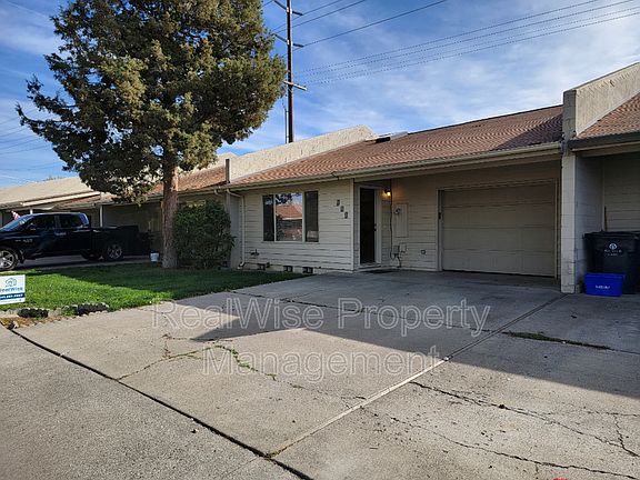 3rd image of 873 SE Stratford Ct
