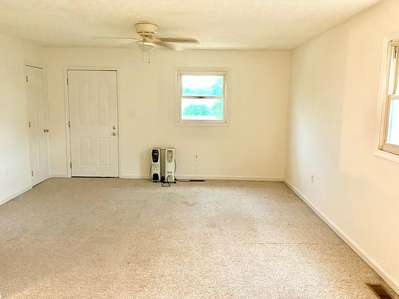3rd image of 604 Jacana Ct