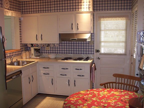 Kitchen (view from Dining room)