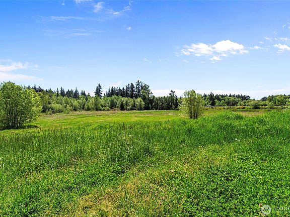 5th image of 5347 216th Avenue SW