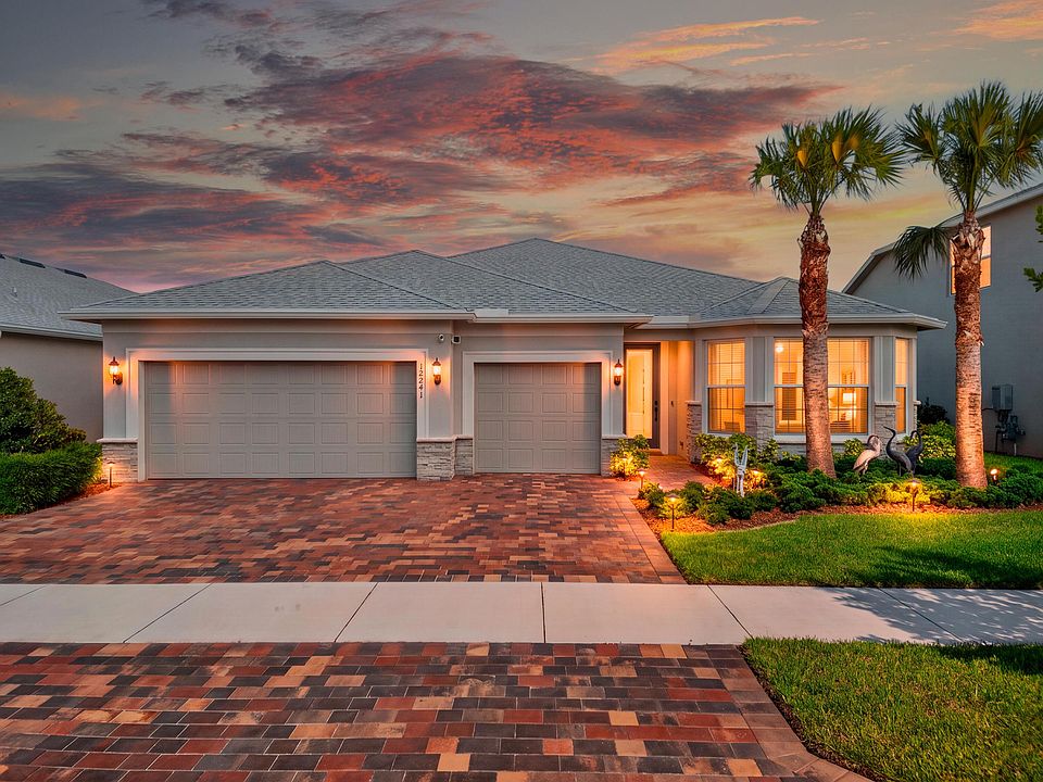 1st image of 12241 SW Myrtle Oak Drive