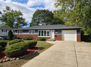 18736 Highland Ave, Homewood, IL 60430