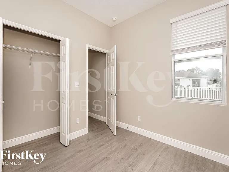 674 Tobias St SE — Photo 12