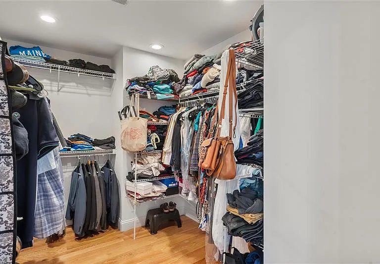 28 Park Ave #1 — Photo 16