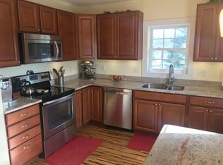 284 Willard Ave, Newington, CT 06111