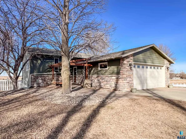 26481 487th Ave, Valley Springs, SD 57068