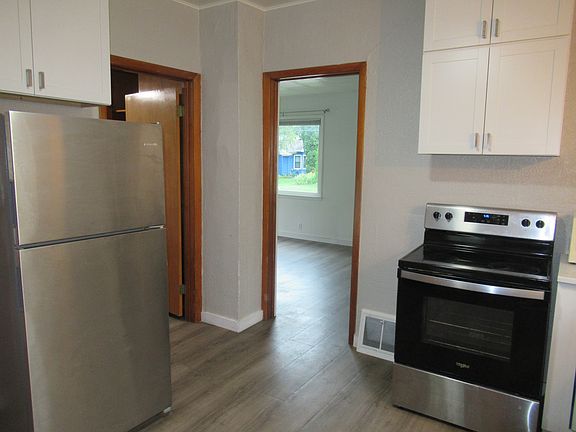 3rd image of 635 Higgins Ave