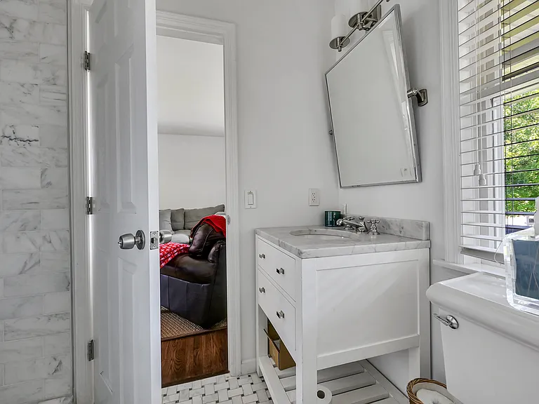 25 Meadowgrass Ln — Photo 17