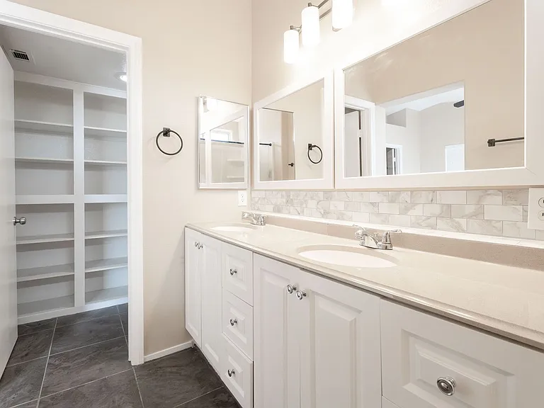 9688 Belle Regal St — Photo 26