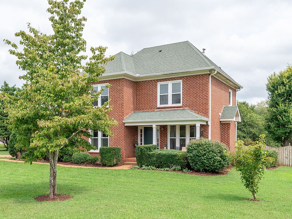 1st image of 2727 Nottingham Ct