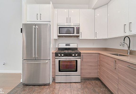 5th image of 141 W 132nd St APT 2