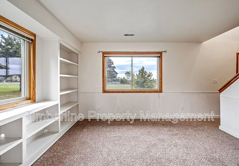 17960 Bakers Farm Rd — Photo 22