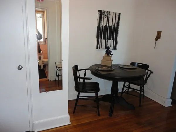 Hollis St — Photo 26