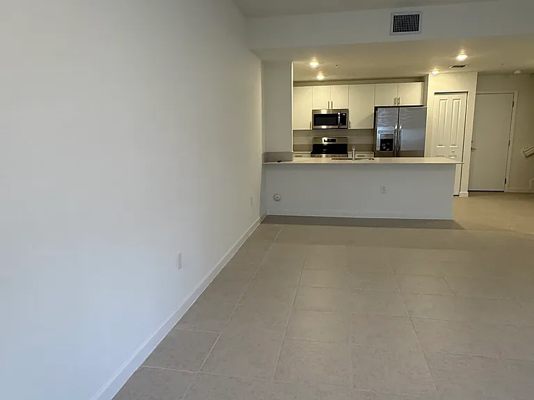 15601 SW 280th St #11 — Photo 2