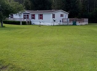 6725 Yearling Ln, Grand Ridge, FL 32442