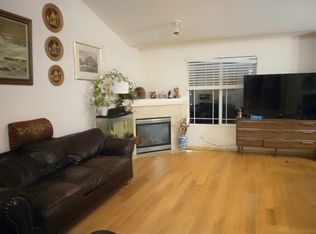 9259 12th Ave SW, Seattle, WA 98106